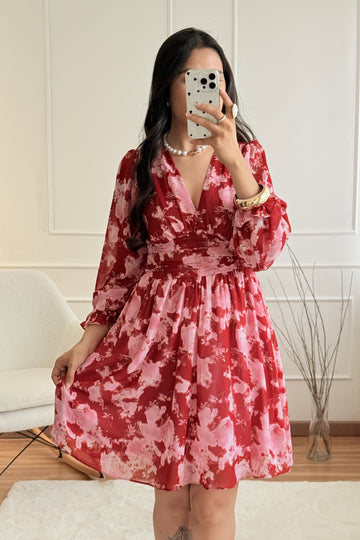 Vestido floral decote em V