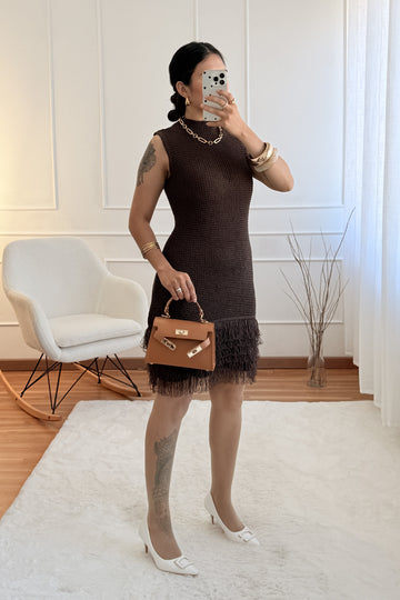 Vestido de malha detalhe de franjas