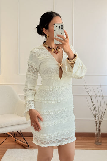 Vestido curto de renda AZAKA