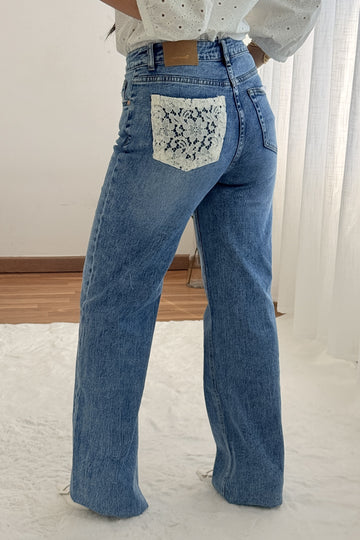 Calça bolso renda QUEEN HEARTS