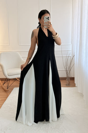 Vestido Fluido de Elegância Atemporal