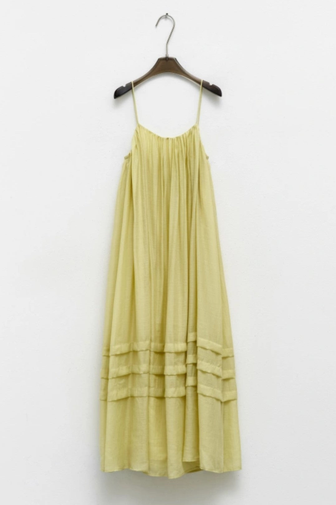 Vestido suave LUMINA