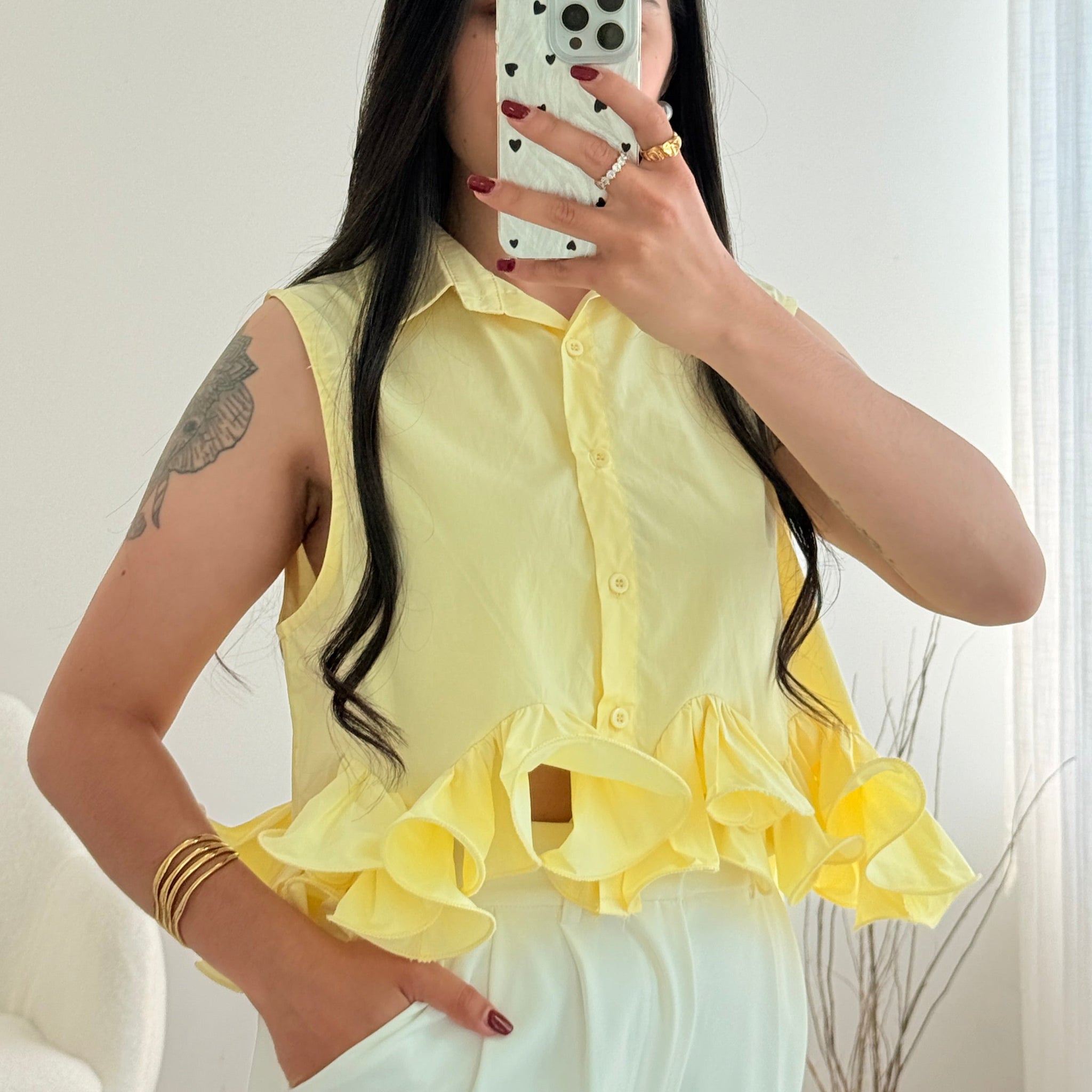 Blusa con volantes ondulados MOCHY