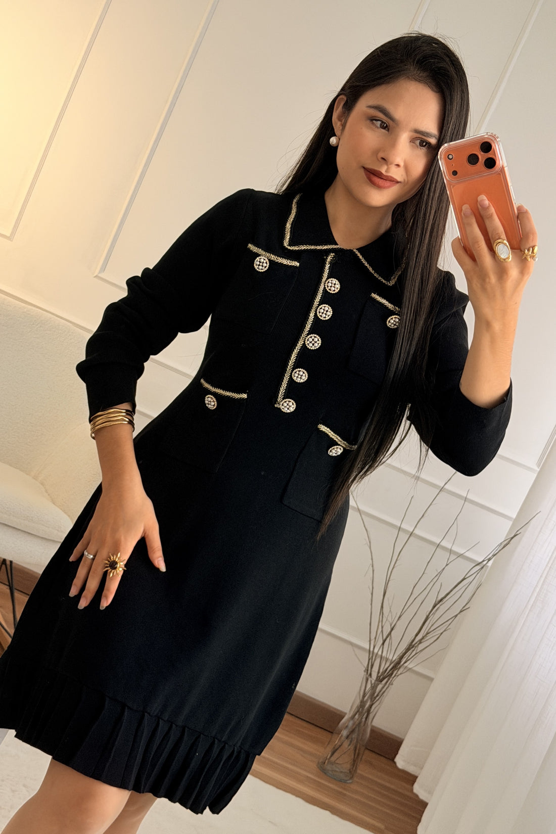 Vestido em malha com gola clássica