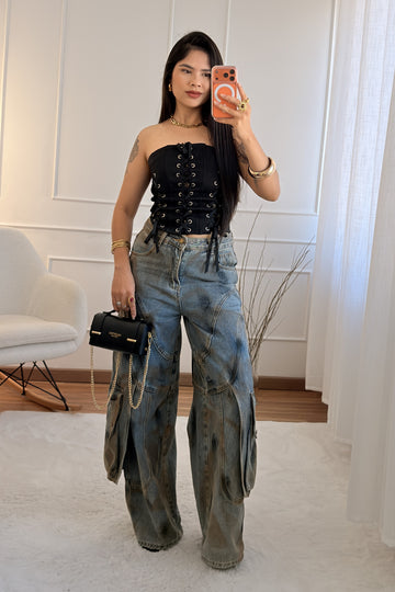 Top justo com cordões frontais AZAKA