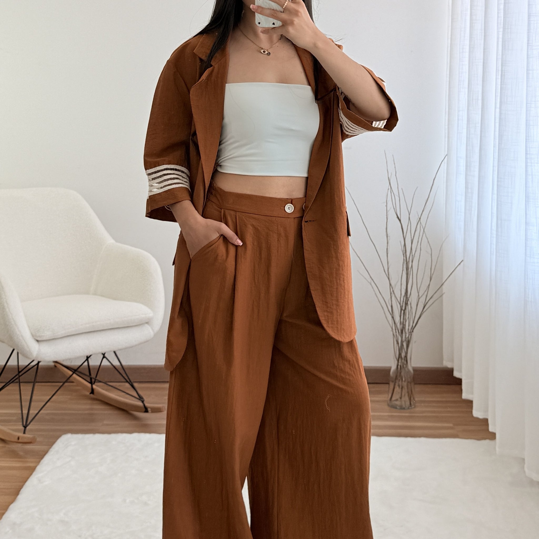Pantalones estilo LUMINA