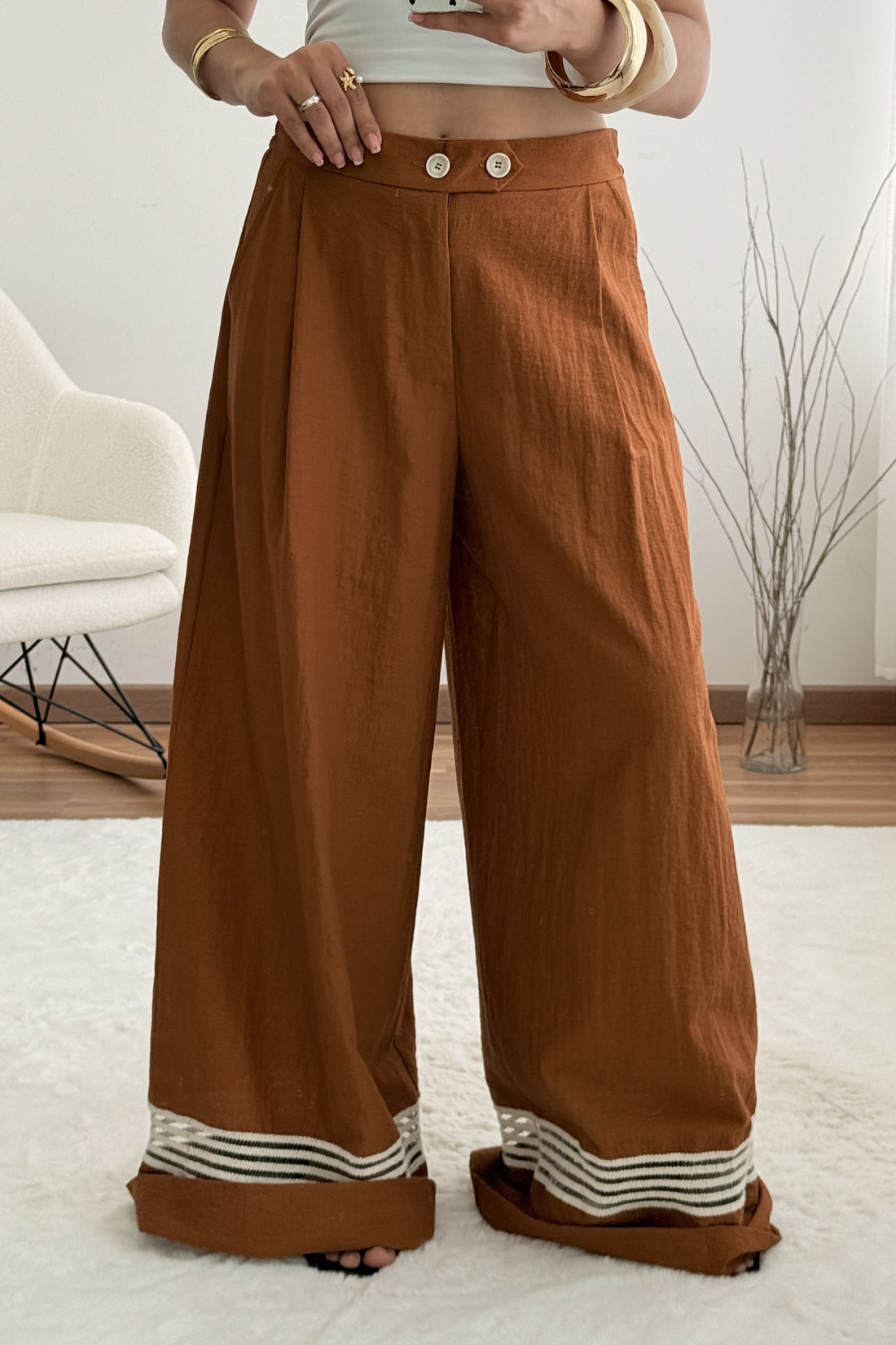 Pantalones estilo LUMINA