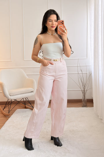 Calça em eco-pele LUMINA