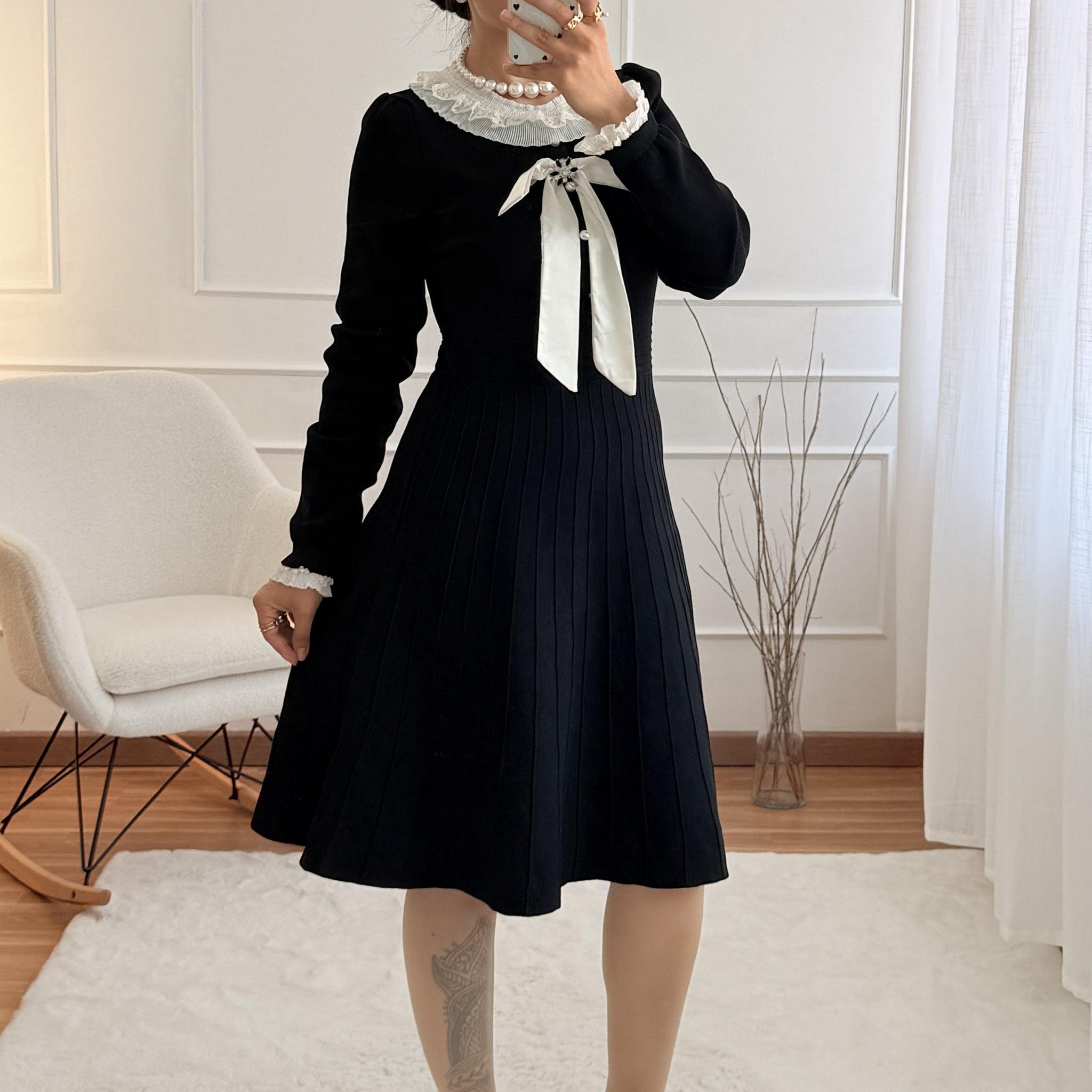 Vestido gola rendada FLAMMODE