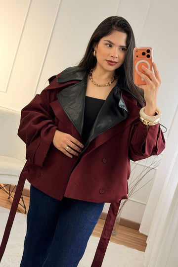 Casaco curto estilo trench com gola dupla MOCHY