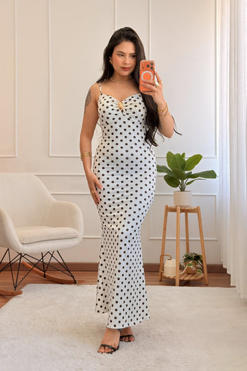 Vestido Justo com Estampa de Bolinhas