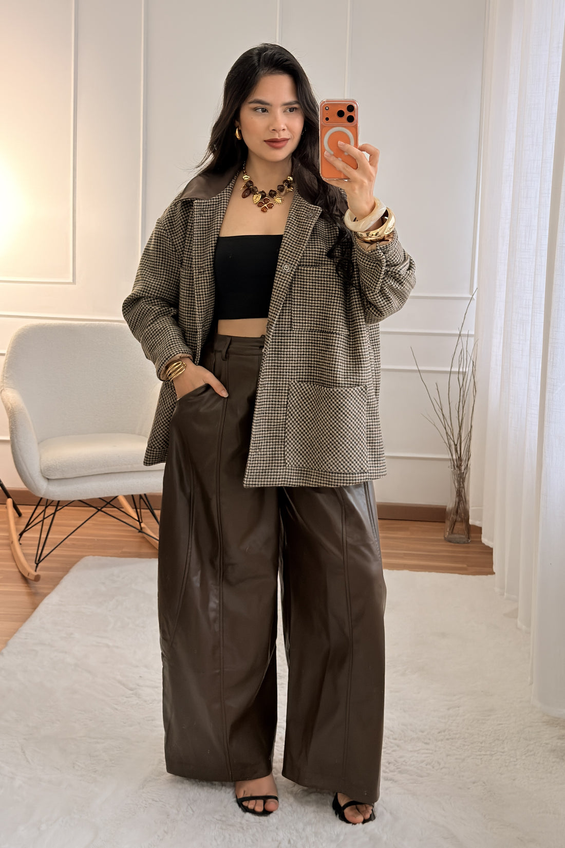 Casaco com gola em camurça