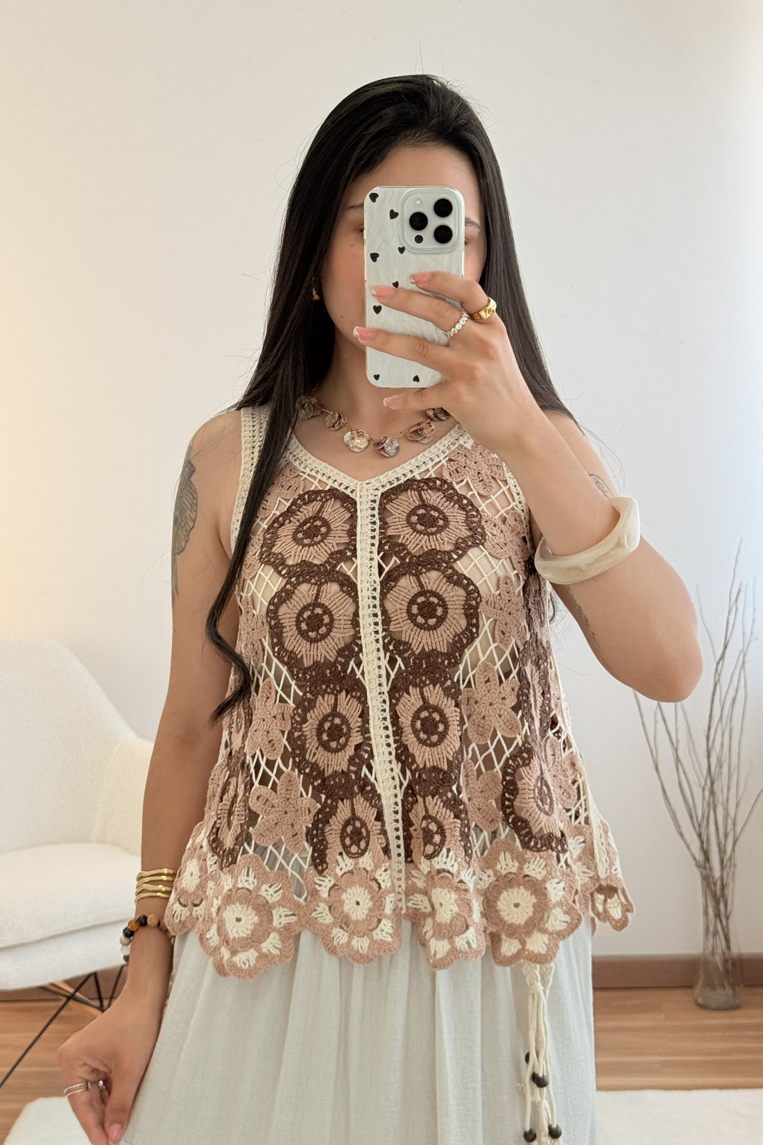Top artesanal em crochê floral