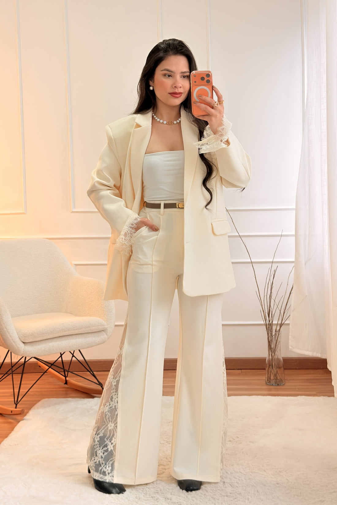 Blazer detalhe em renda IVIVI