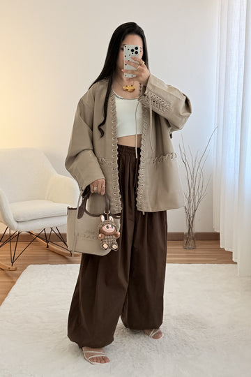 Calça largas com cintura elástica LUMINA