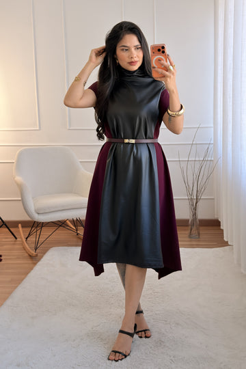 Vestido bicolor misto e efeito pele
