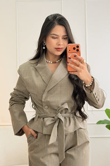 Blazer curto xadrez com cinto DROLE DE COPINE