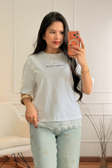 T-shirt com renda LUMINA