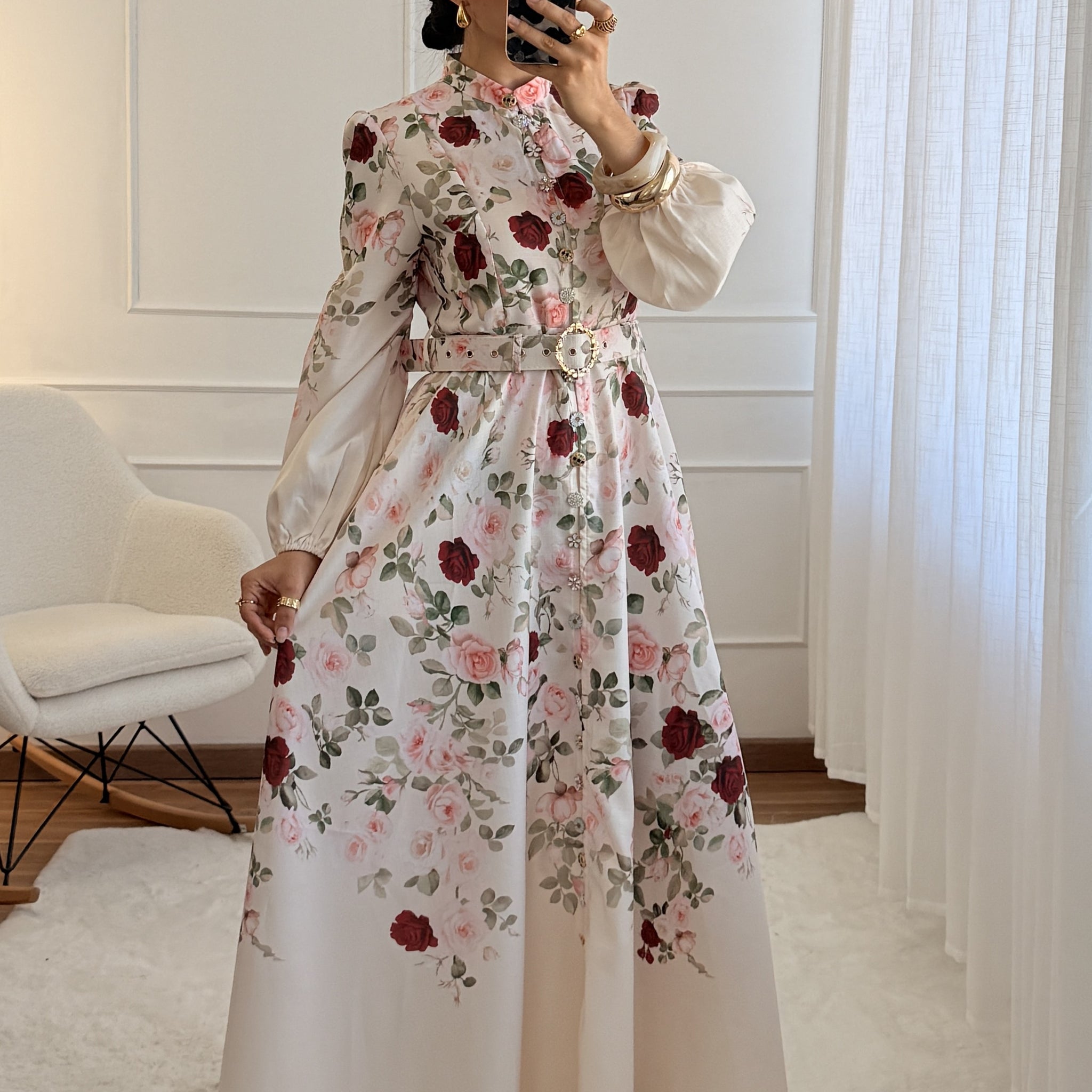Vestido comprido padrão rosa