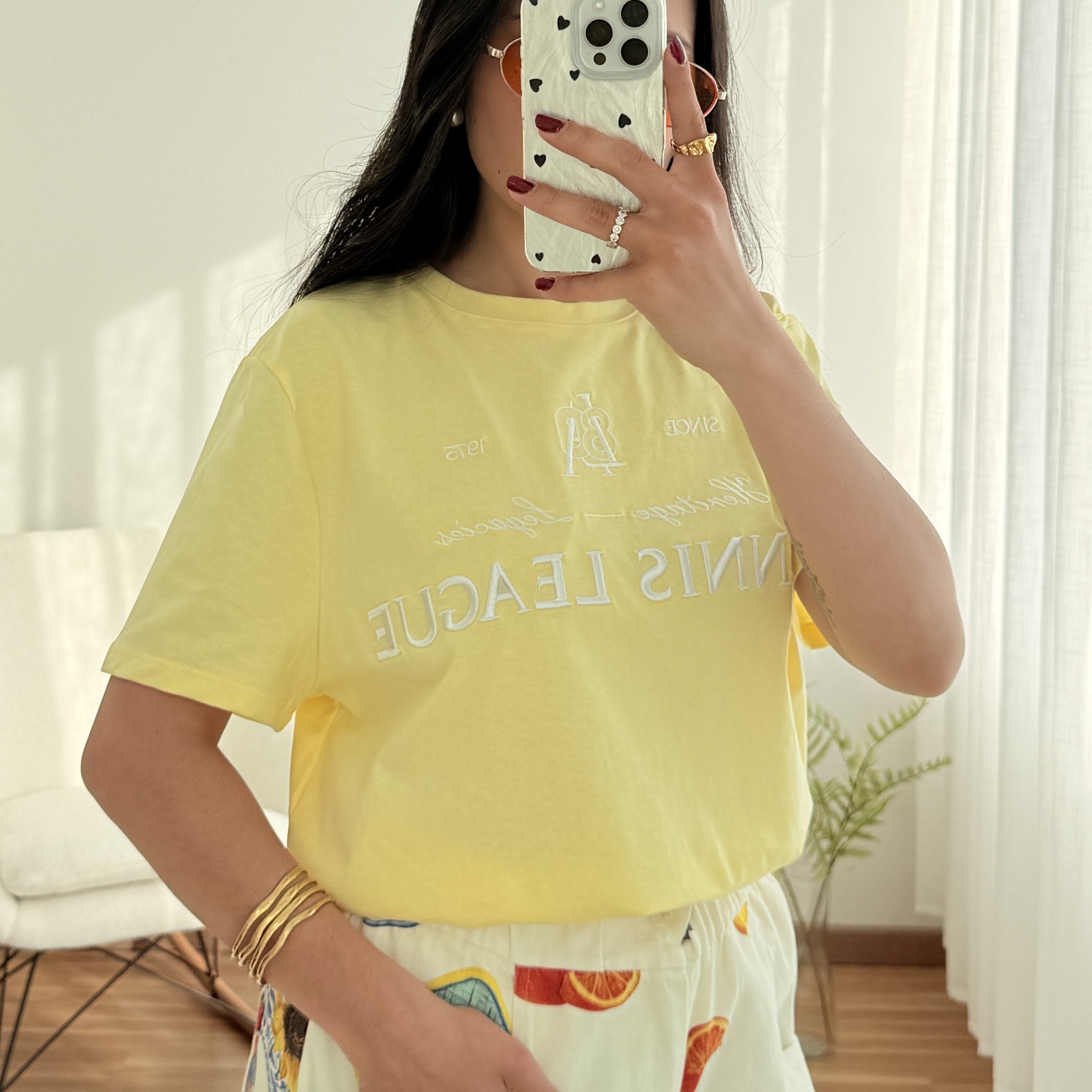 T-shirt bordado de letras