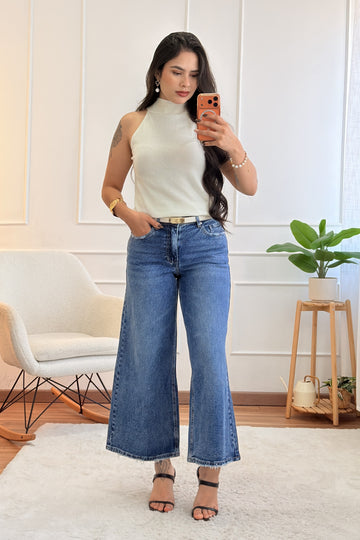 Calça jeans com barra desfiada  QUEEN HEARTS