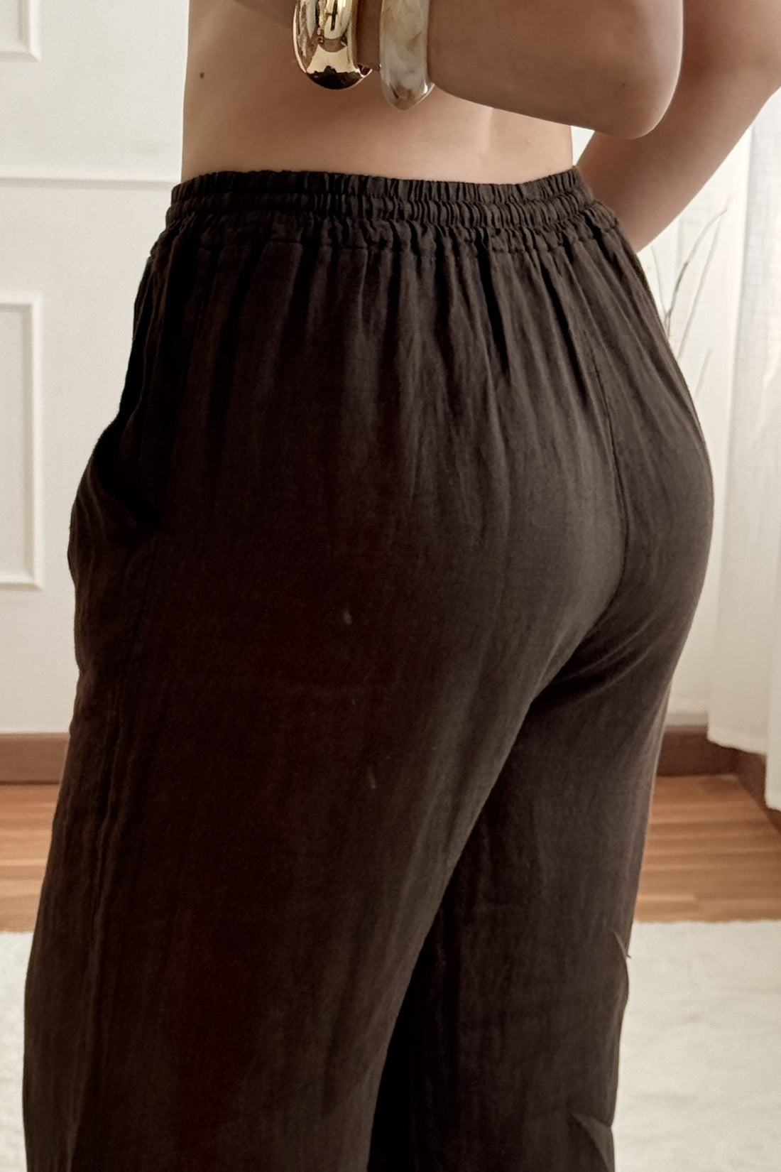 Calça leveza e estilo 100%linho