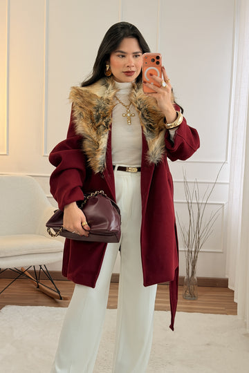 Casaco Curto com Gola de Pêlo Sintético