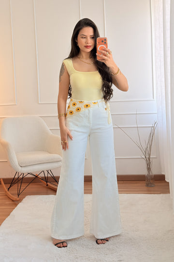 Calça com lênço girassóis