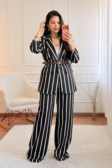 Conjunto fato listrado