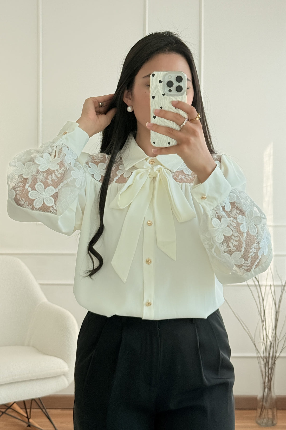 Blusa renda floral ELLI WHITE