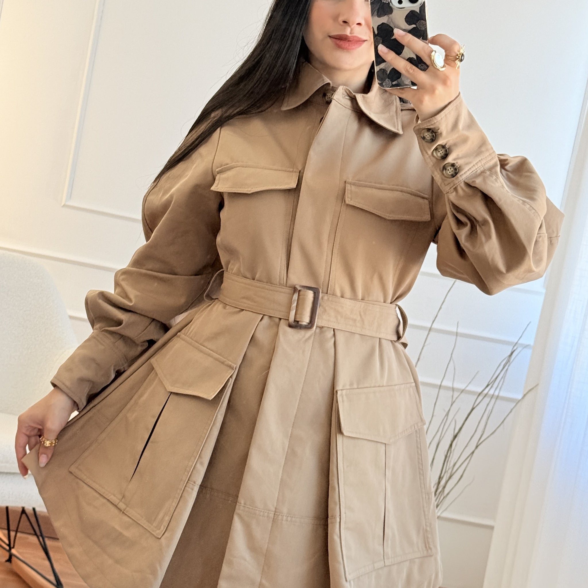 Vestido estilo utilitário com cinto
