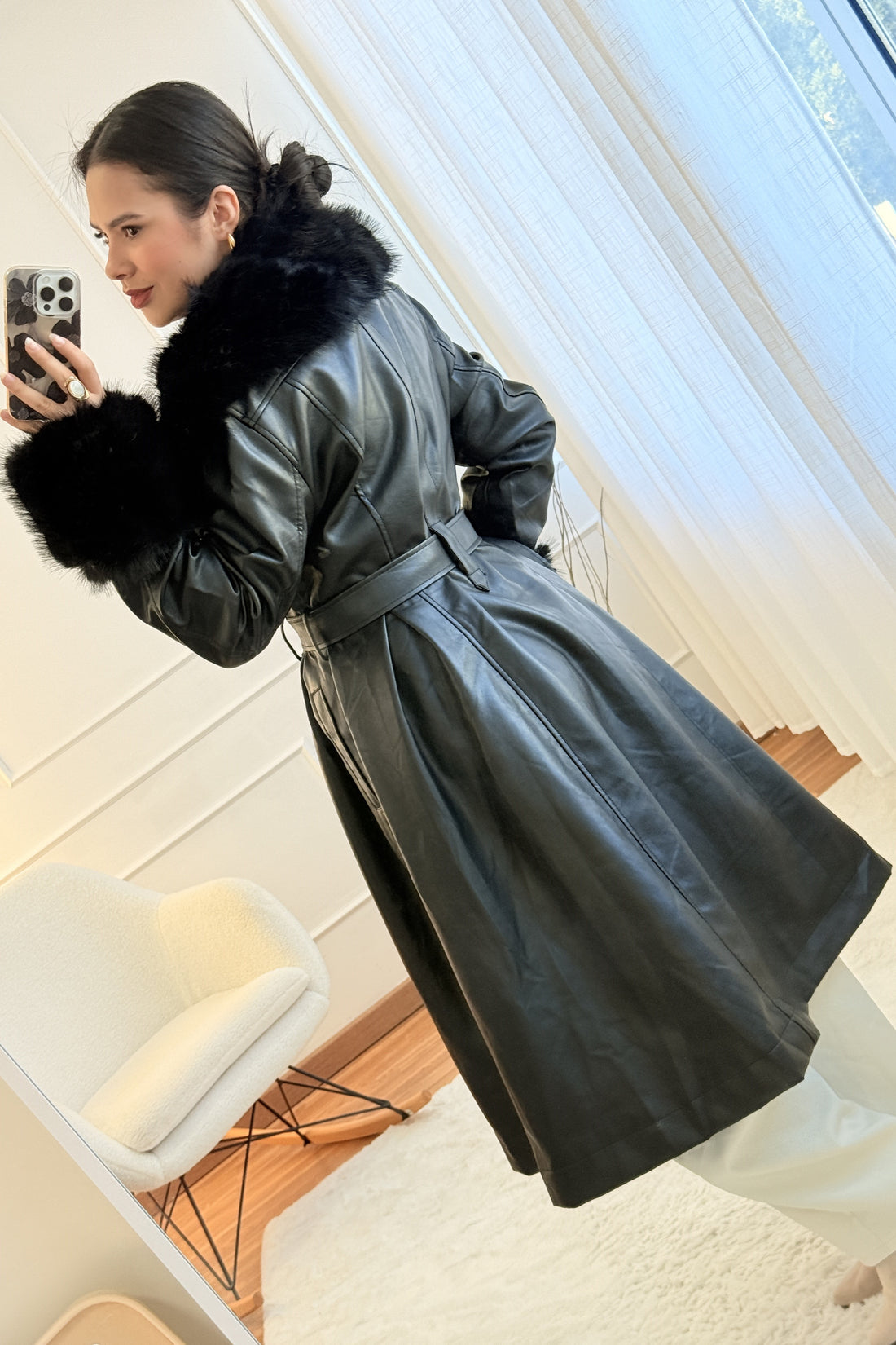 Casaco comprido em napa