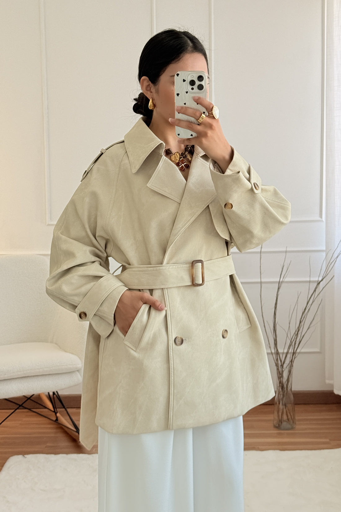 Casaco trench curto LUMINA