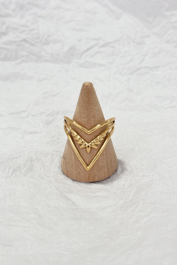 Anel aberto em aço dourado com design triplo V e folhas - lavishiochicAnellavishiochic