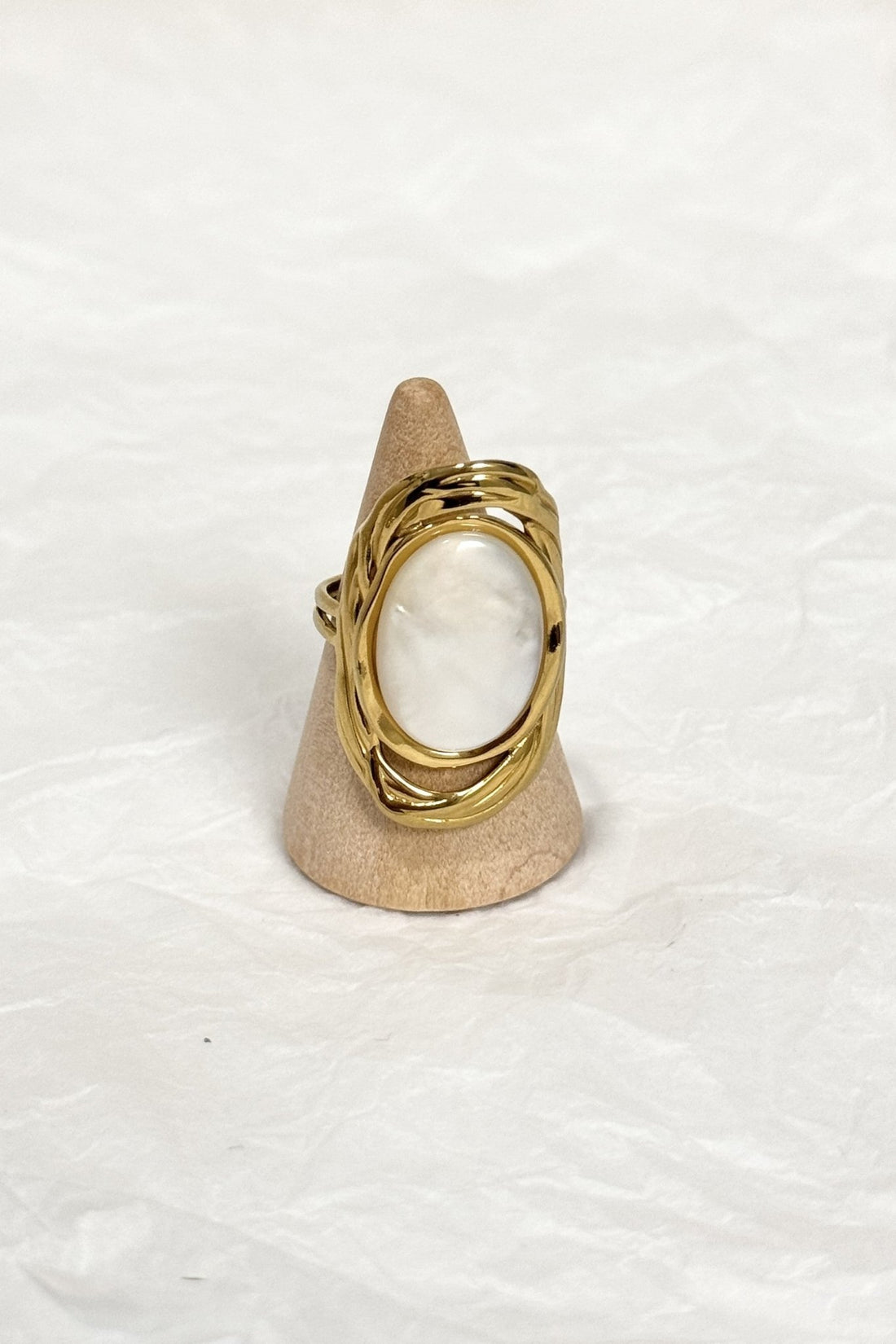 Anel Oval com Efeito Madrepérola em Aço - lavishiochicAnellavishiochic