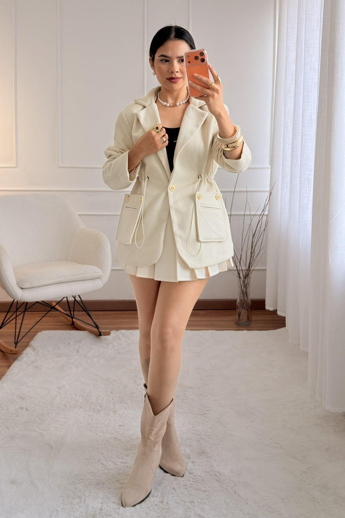 Blazer com Cordão Ajustável e Botões Dourados - lavishiochiccasacoFlammode