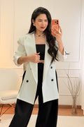 Blazer com Detalhe Cut - Out LUMINA - lavishiochiccasacolumina