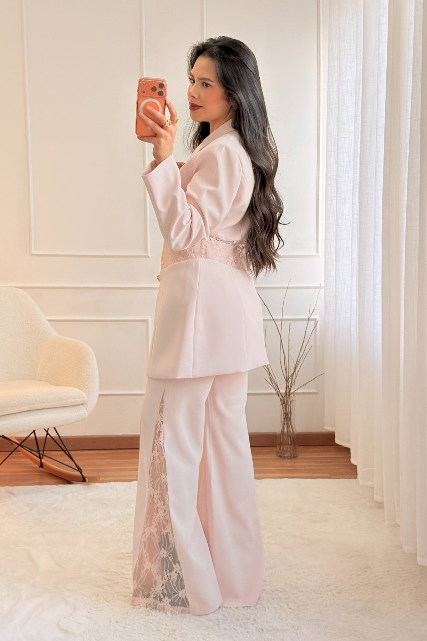 Blazer com Detalhe em Renda – ELLI WHITE - lavishiochicBlazerELLI WHITE