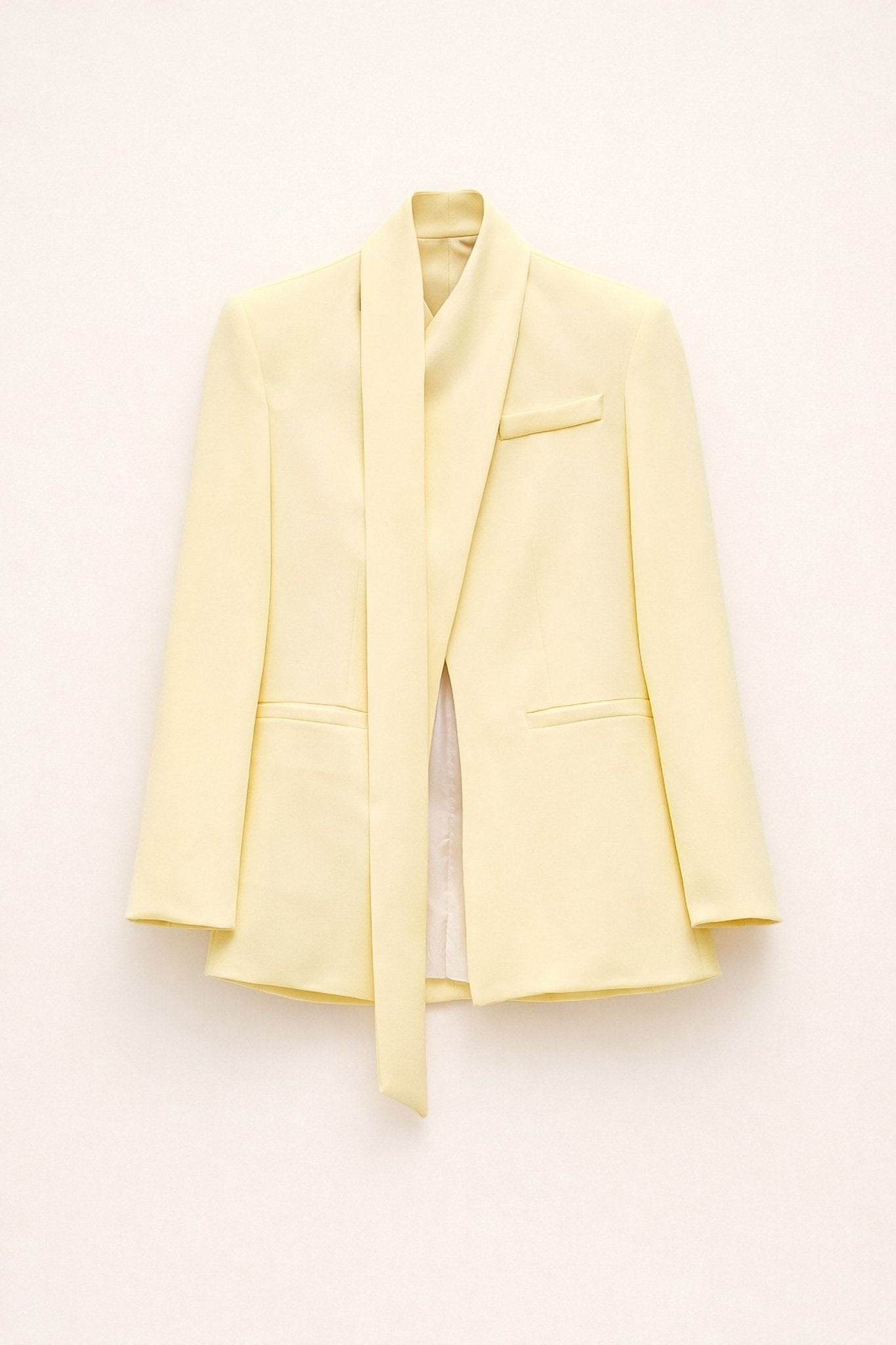 Blazer com lenço LUMINA - lavishiochiccasacolumina