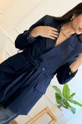 Blazer de risca fina com laço na cintura - lavishiochiccasacoslavishiochic