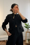 Blazer gola alta com botões dourados IVIVI - lavishiochicBlazerIVIVI
