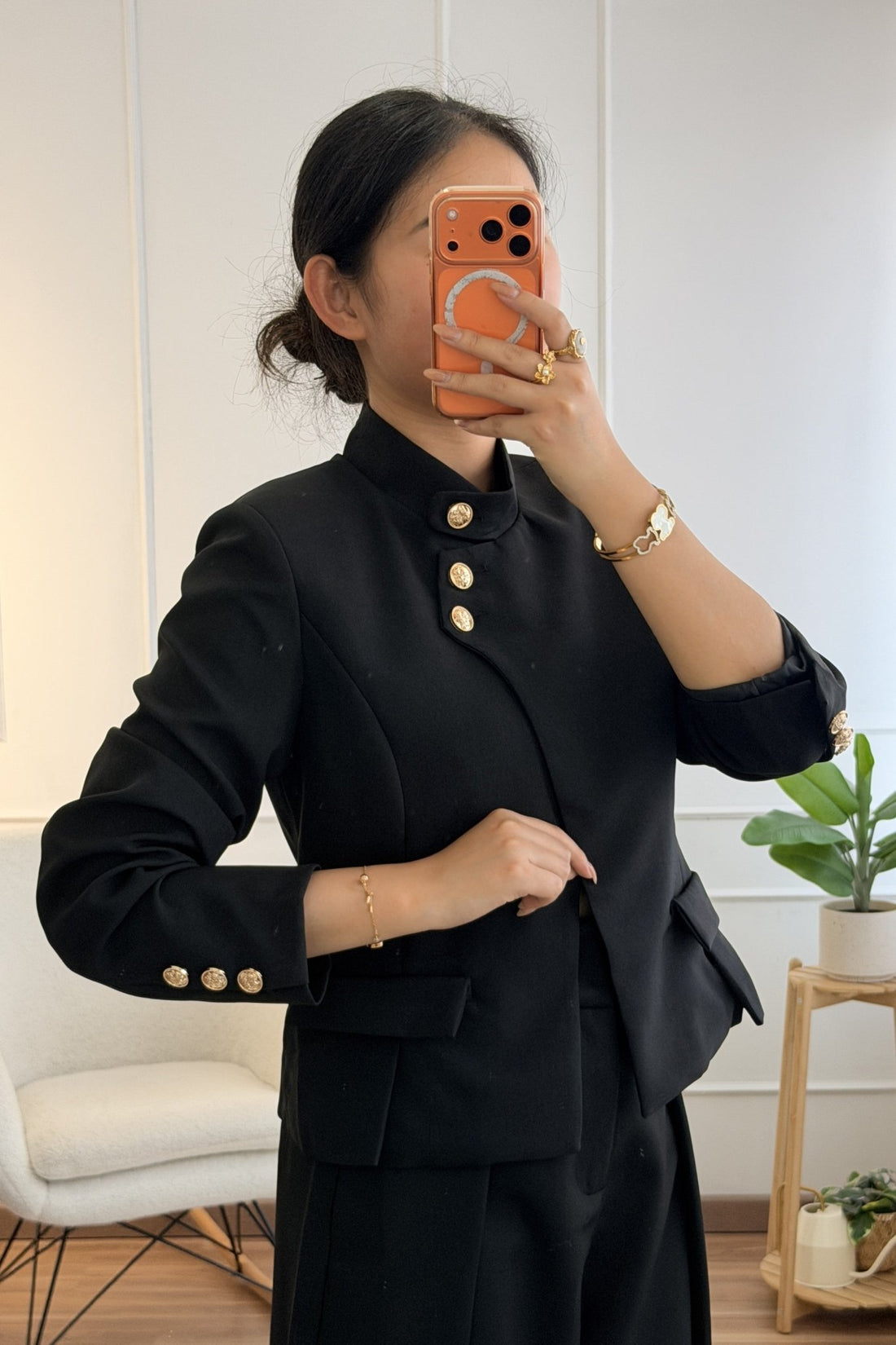 Blazer gola alta com botões dourados IVIVI - lavishiochicBlazerIVIVI