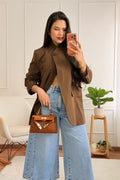 Blazer listrado com gola assimétrica - lavishiochiccasacolavishiochic