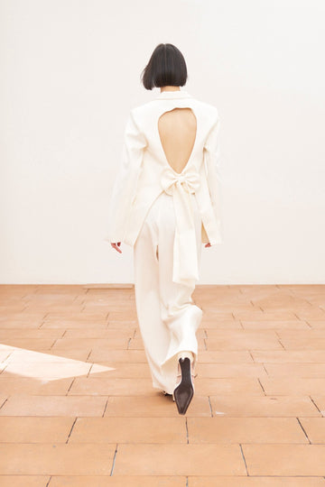 Blazer posterior com laço LUMINA - lavishiochicBlazerlumina