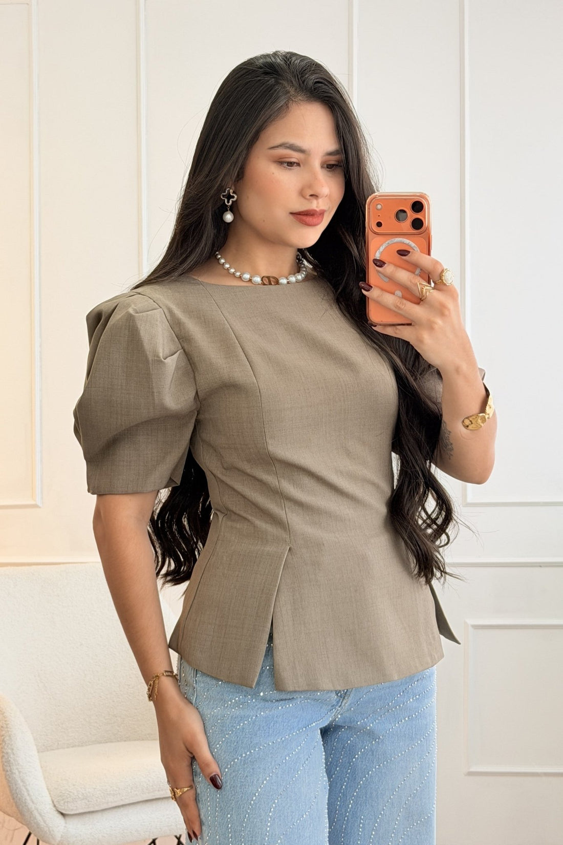 Blusa com fenda na barra e decote nas costas IVIVI - lavishiochicBlusaIVIVI