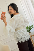 Blusa com gola de folho e mangas flare em renda - lavishiochicBlusalavishiochic