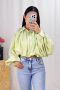 Blusa corte curto AZAKA - lavishiochicBlusaAZAKA
