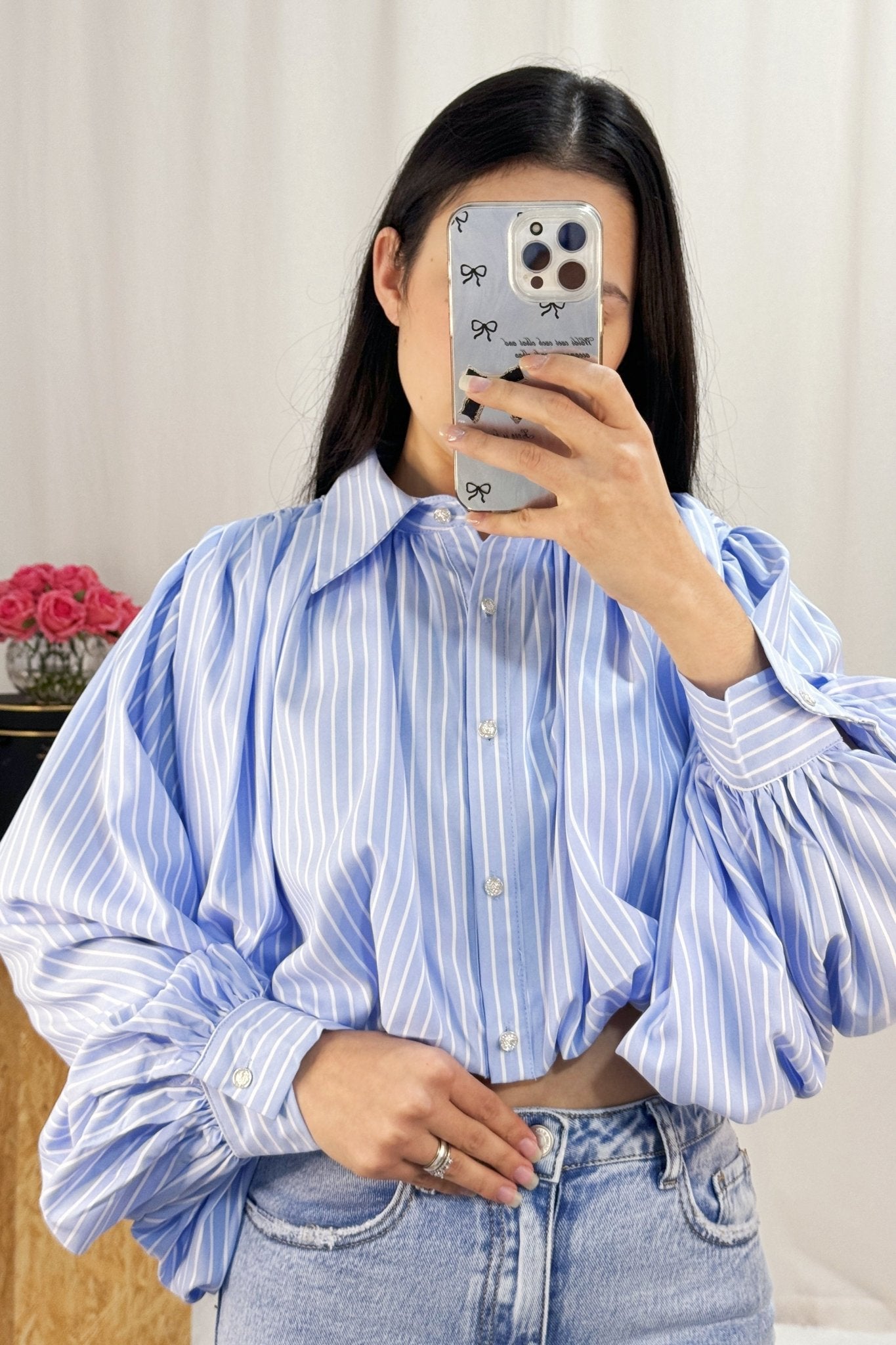 Blusa corte curto AZAKA - lavishiochicBlusaAZAKA