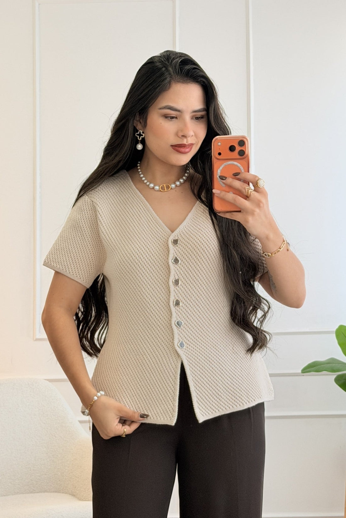 Blusa de malha de manga curta com botões assimétricos - lavishiochicBlusalavishiochic