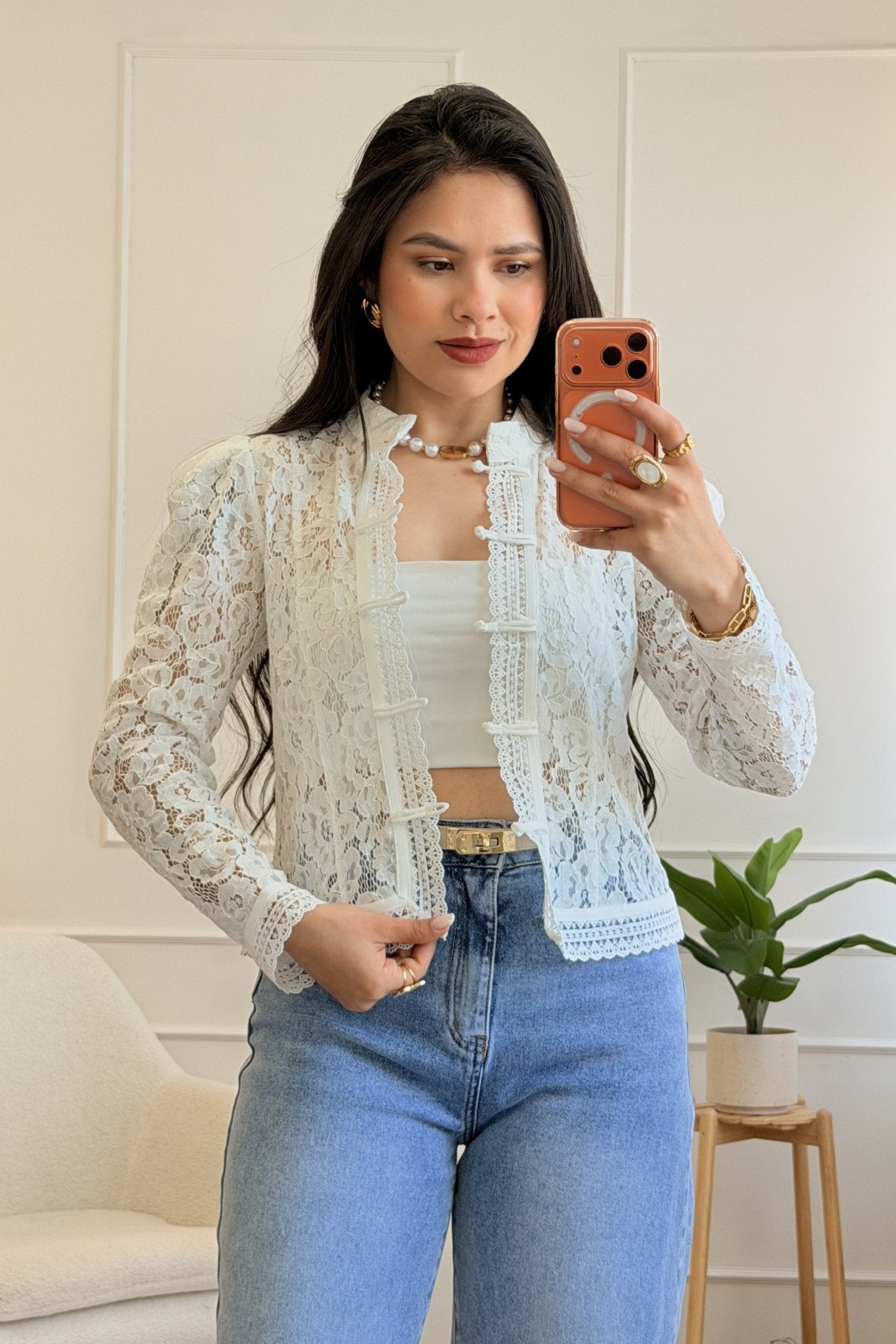 Blusa de renda botão mandarim DROLE DE COPINE - lavishiochicBlusaDrole de copine Paris